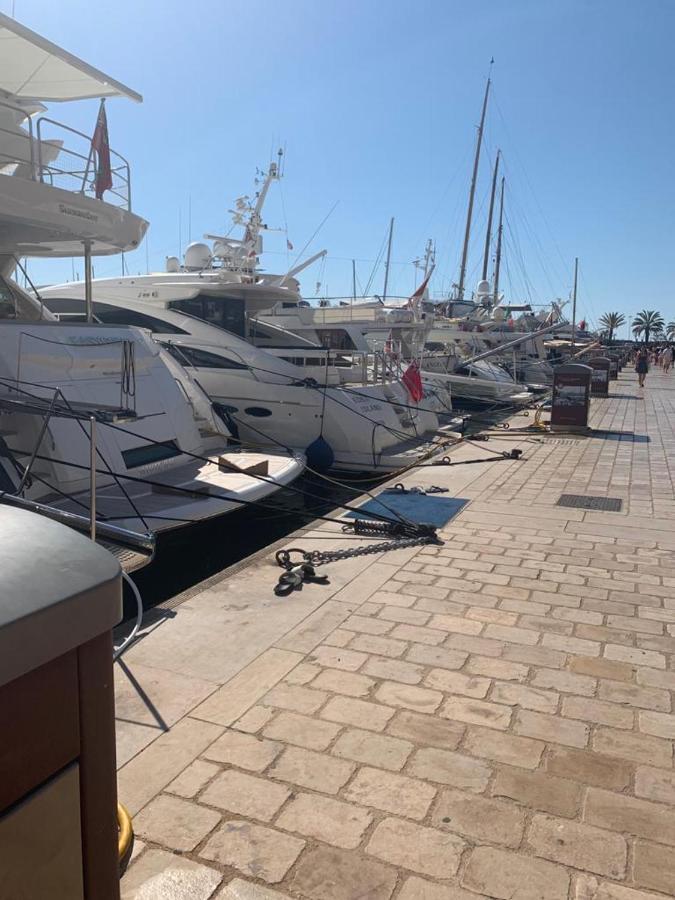 Cannes Old Port, Seafront & Seaview, Yacht Show Port מראה חיצוני תמונה